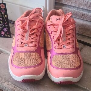 Kuru Carrera Coral/Pink Fitness & Running Shoes Size 8.5